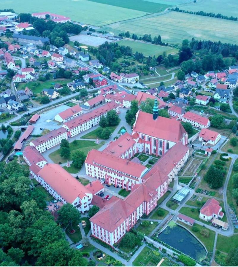 Ferienwohnung Klosterblick In Der Oberlausitz Panschwitz-Kuckau Exteriör bild